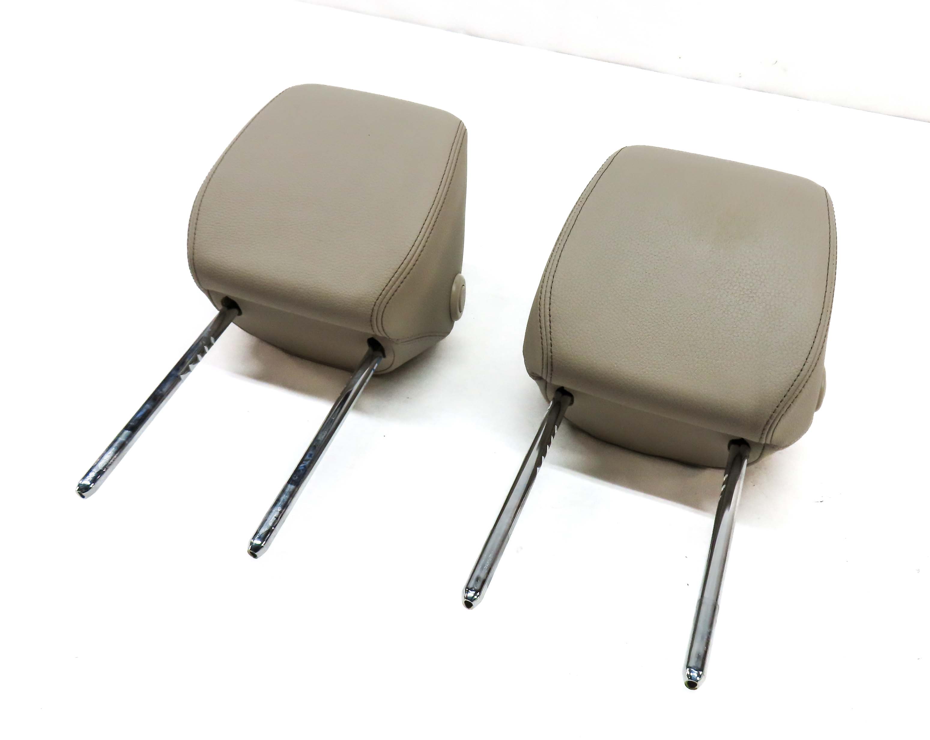 15 BMW 428Xi COUPE F32 FRONT LEFT RIGHT DRIVER PASSENGER HEADREST SET/2(Oyster) — exact item pictured
